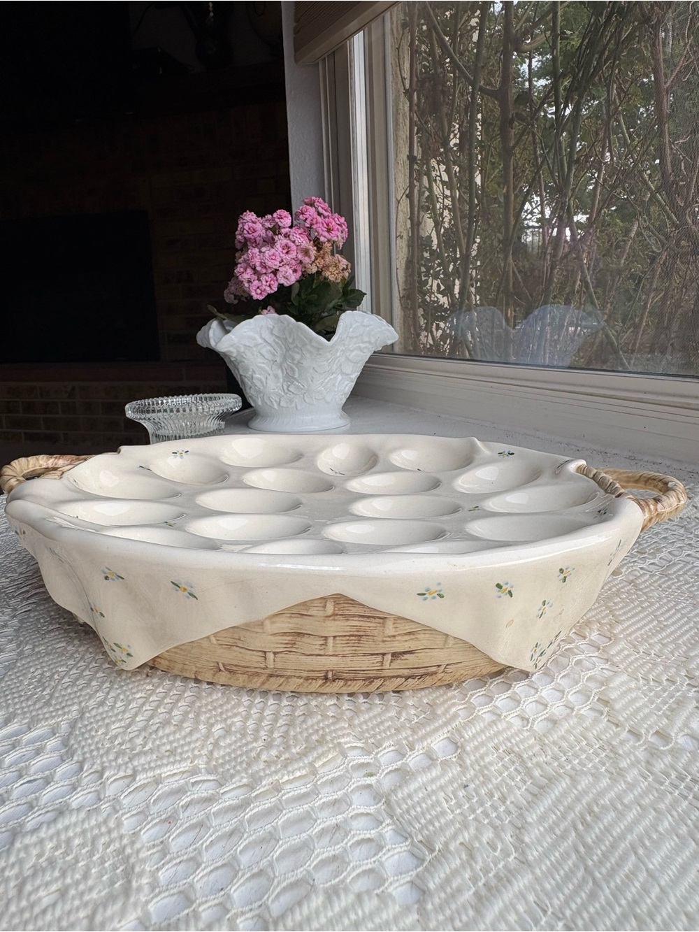 White Ceramic Egg Tray with Woven Basket Handle